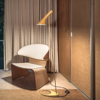 Unikátne Tvorivé Jednoduché Atmosféry, Spálne, Gauč Okraji Obývacia Izba Podlaha Lampa